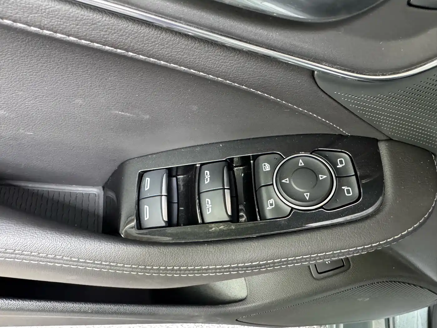 Cadillac CT5 2024 28T Luxury Model Pro фото 24