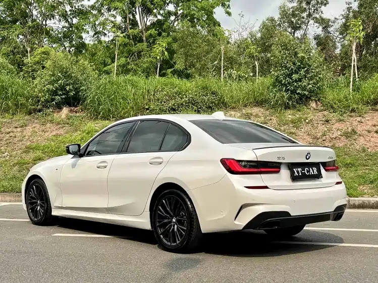 BMW 3 Series 2020 Facelift 325i M Sport Night Edition фото 9