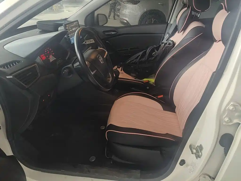 Baojun 310 2020 2020 1.2L Manual Comfort Edition