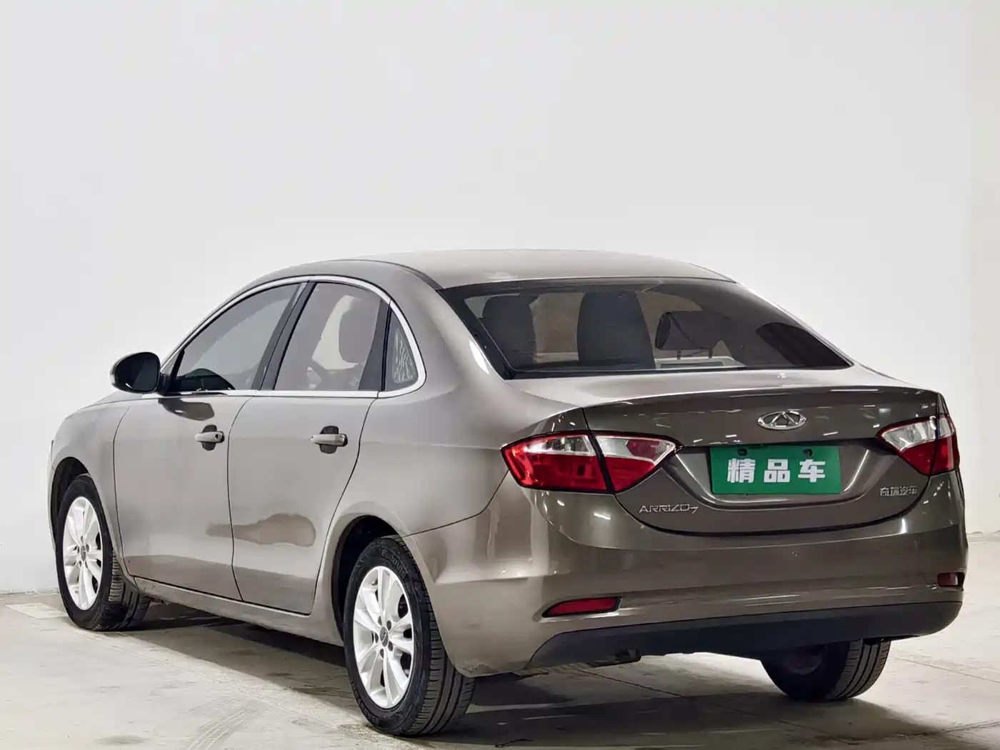 Chery Arrizo 7 2015 2015 1.6L Manual Zhishang Edition