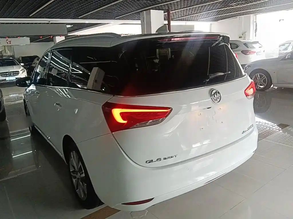 Buick GL6 2022 2021 323T Mild Hybrid Connected Luxury