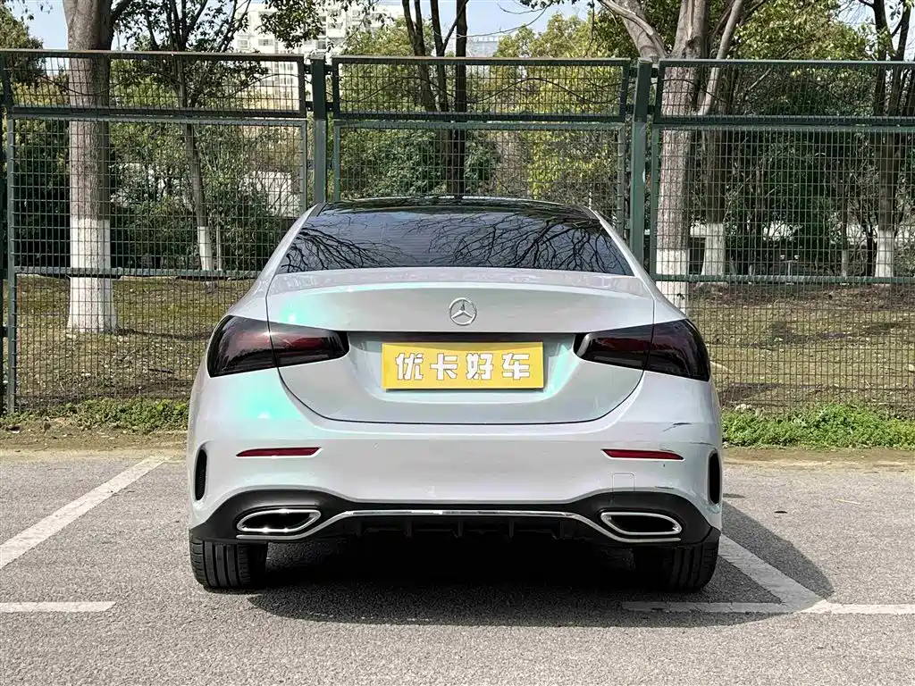 Mercedes-Benz A-Class 2019 A 200 L Sport Sedane Pioneer Special Edition фото 5
