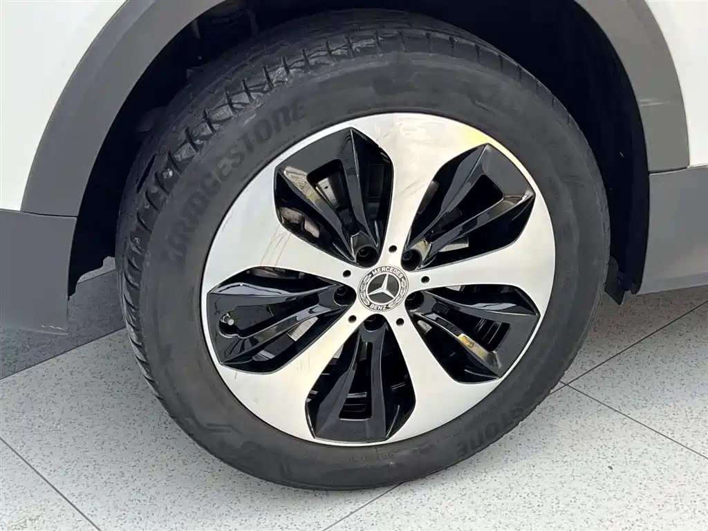 Mercedes-Benz GLB 2023 GLB 220 Style фото 30