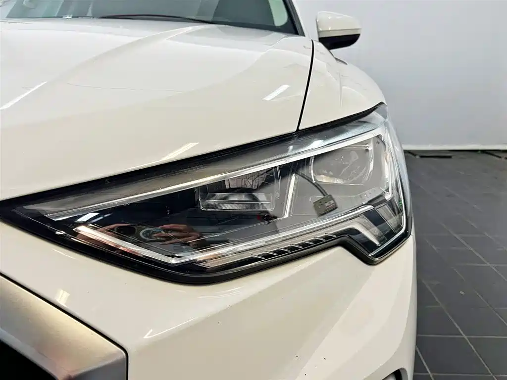 Audi Q3 2021 35 TFSI Fashion Sport фото 6
