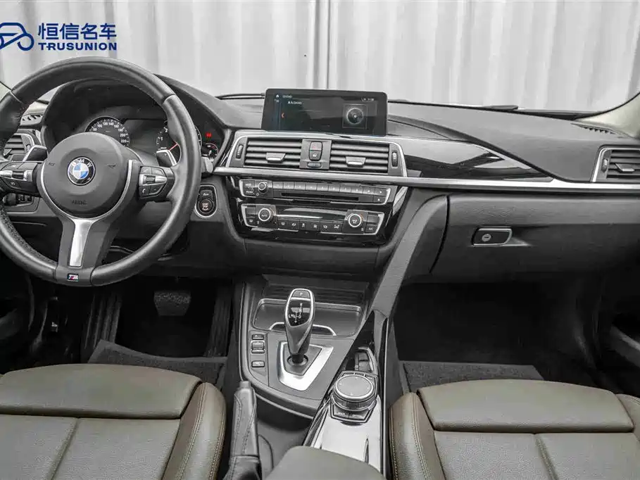 BMW 3 Series 2019 320Li M Sport Package фото 13