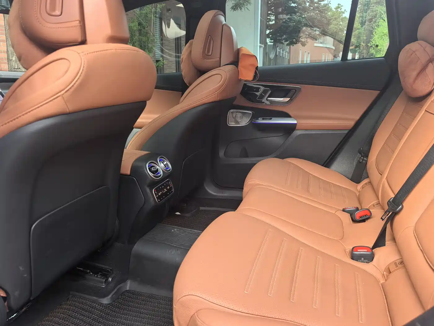 Mercedes-Benz GLC 2025 GLC 300 L 4MATIC Luxury 5-seater фото 17