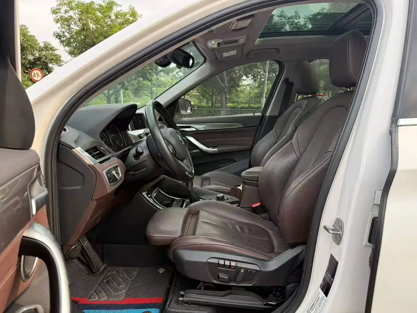 BMW X1 2019 sDrive18Li Premium Model фото 5