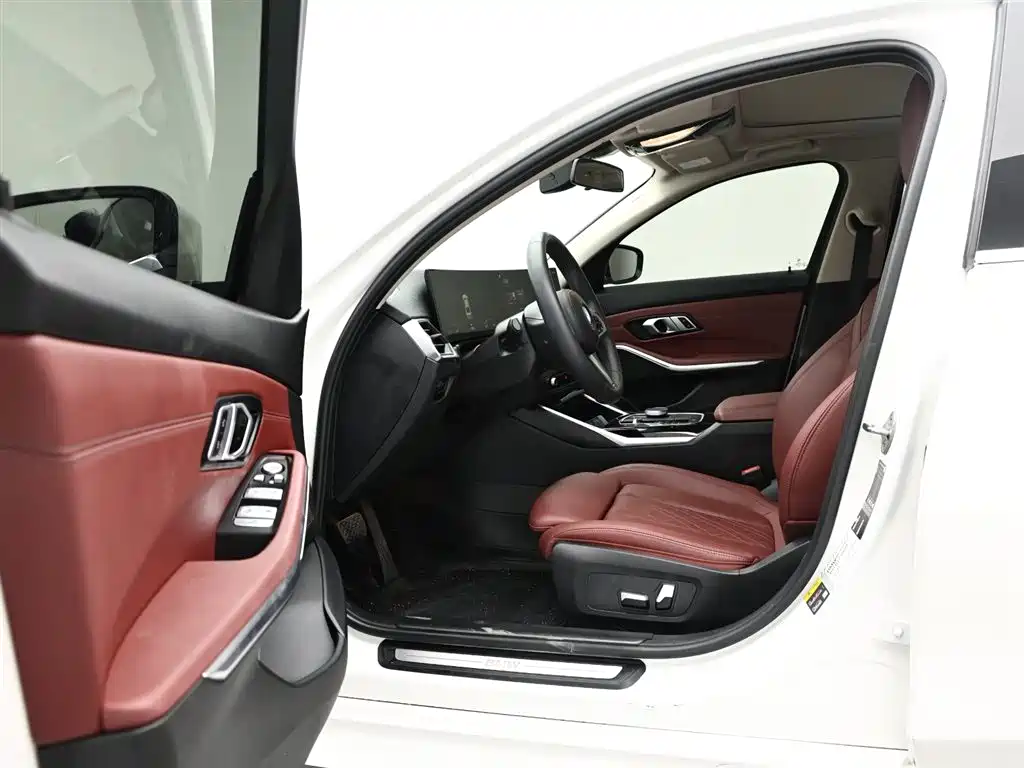 BMW i3 2022 eDrive 35 L фото 10