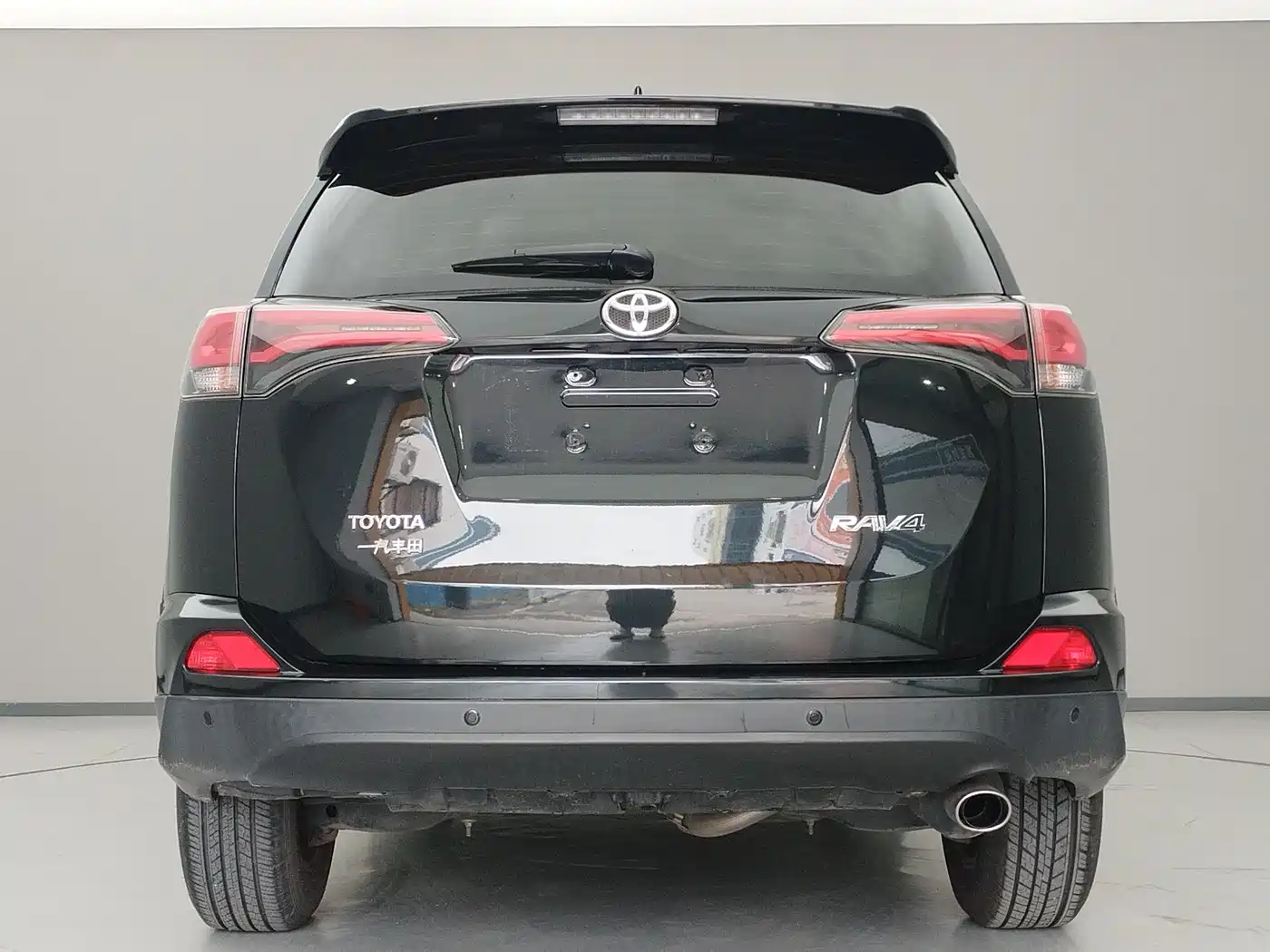 Toyota RAV4 Rongfang 2016 2.0L CVT 2WD Urban (China V) фото 5