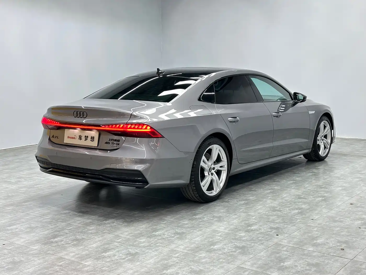 Audi A7L 2022 45 TFSI quattro S-line Wind Rider фото 4