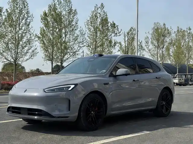 AITO ASK THE WORLD M5