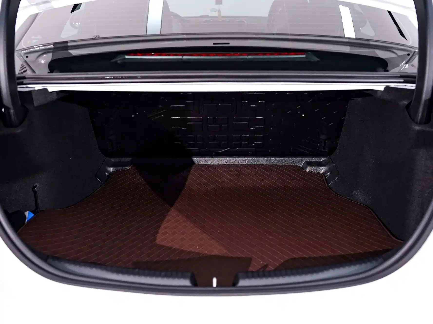 Фото 20 - Mercedes-Benz C-Class