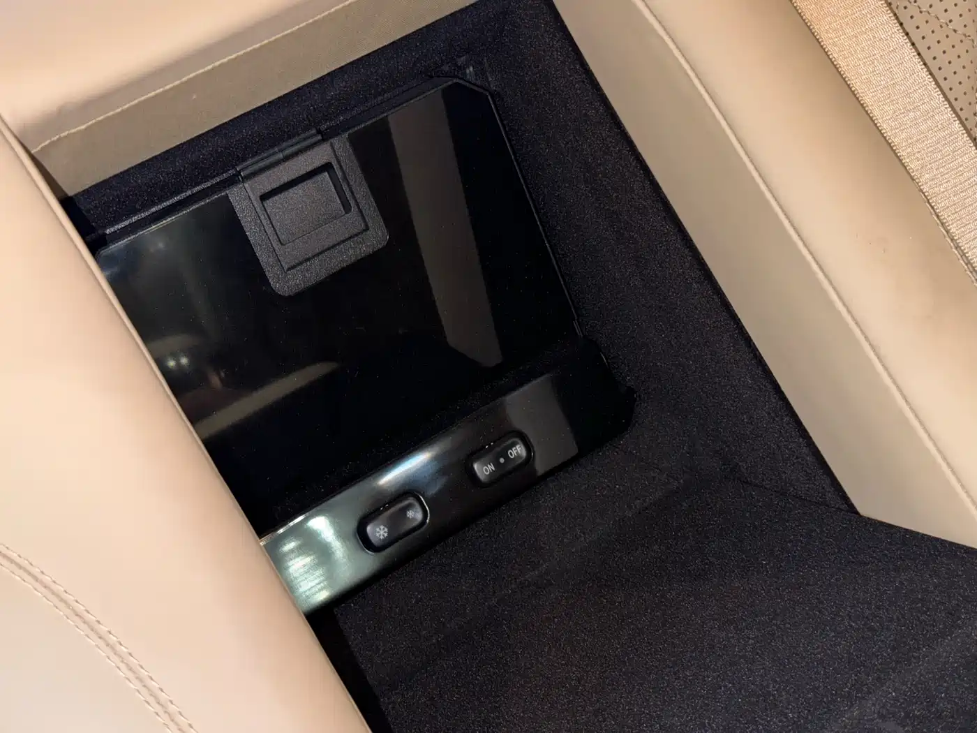 Mercedes-Benz S-Class AMG 2010 AMG S 65 фото 26