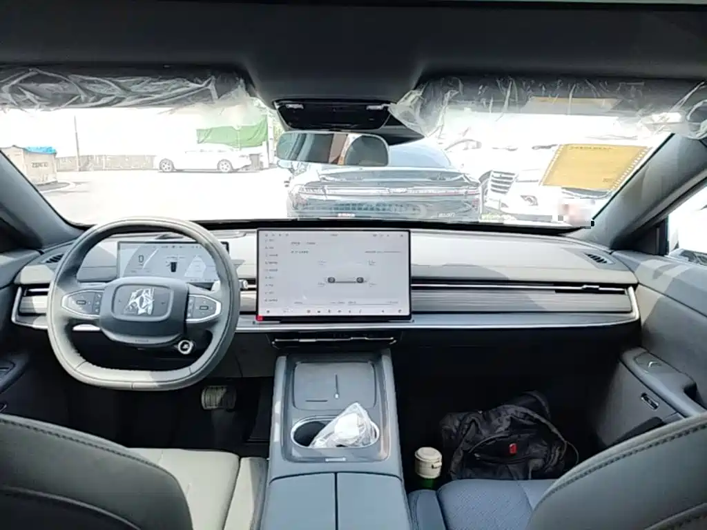 Dongfeng Yipai eπ007 2026 2025 EREV 230Pro Cruise Edition