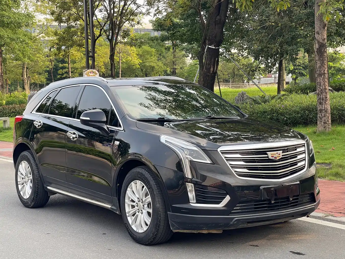 Фото 3 - Cadillac XT5