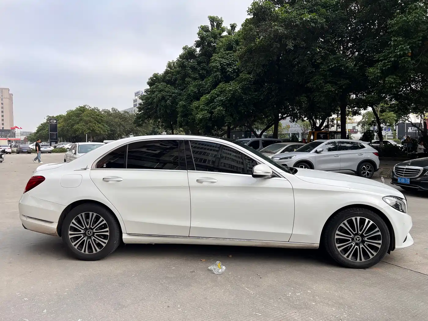 Mercedes-Benz C-Class 2018 C 200 L фото 3