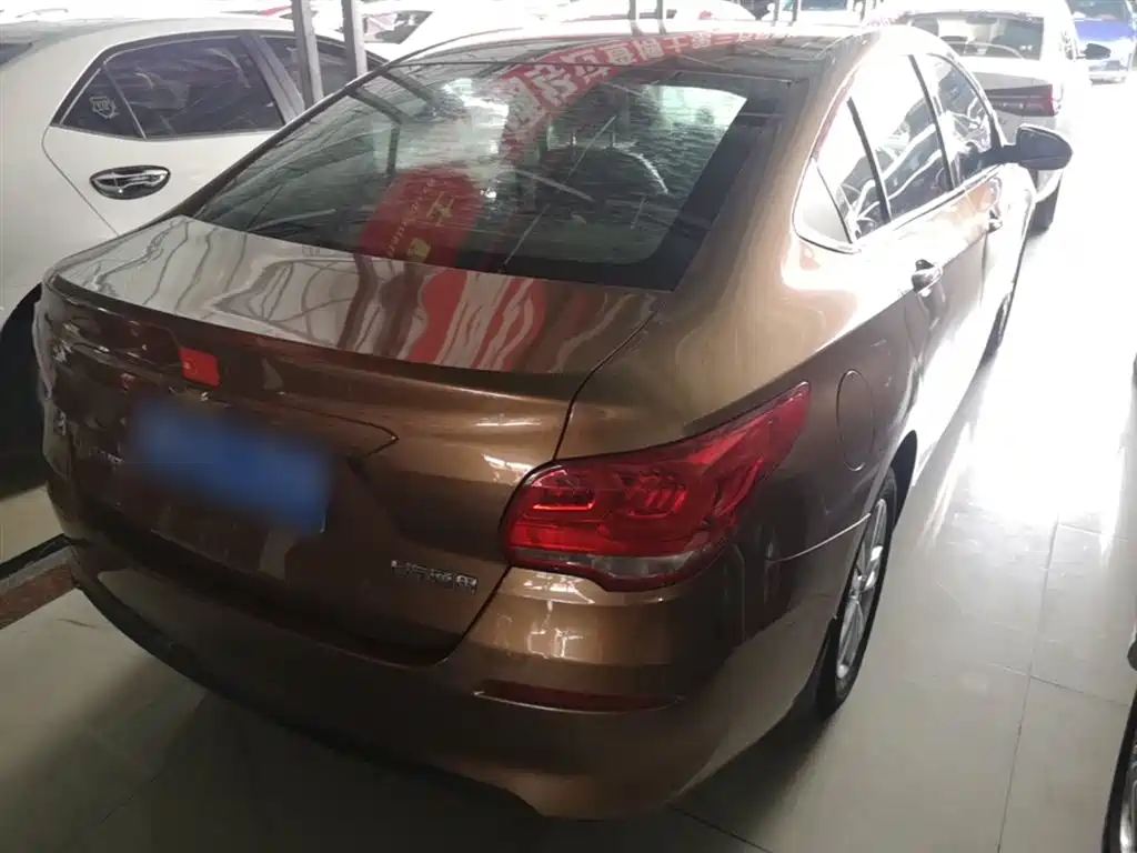 Chevrolet Cavalier 2016 1.5L Manual Delight Edition фото 6