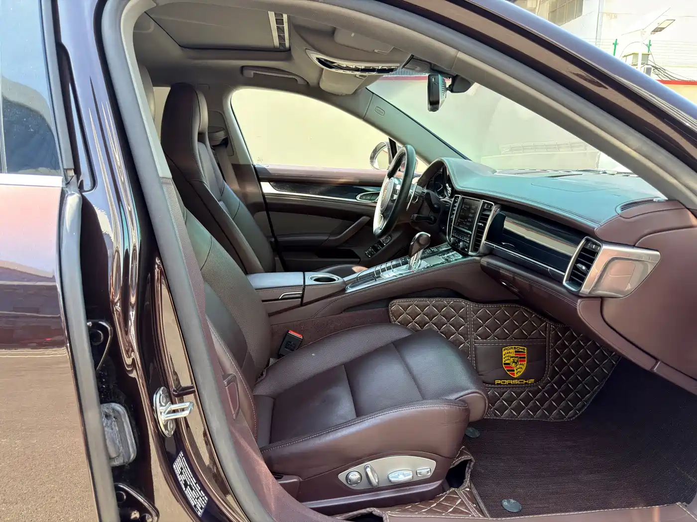 Porsche Panamera 2014 Panamera Executive 3.0T фото 12