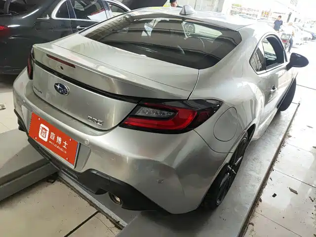 Subaru BRZ 2022 2.4L Auto EyeSight — фото 2