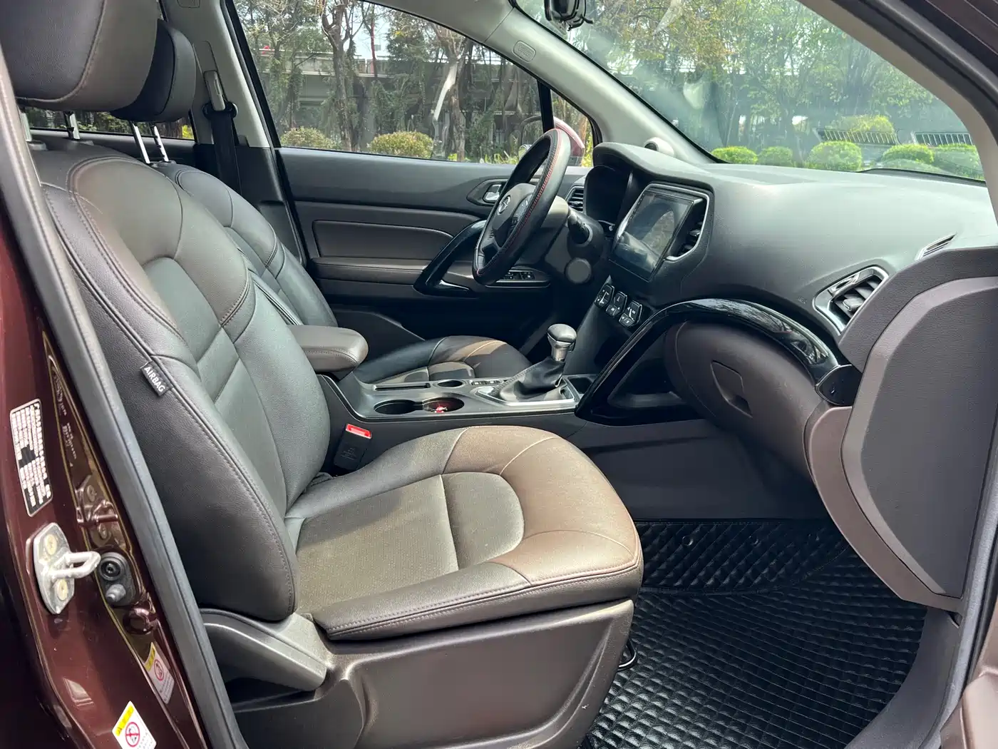 GAC Trumpchi Trumpchi GS4 2016 235T G-DCT Luxury Edition фото 10