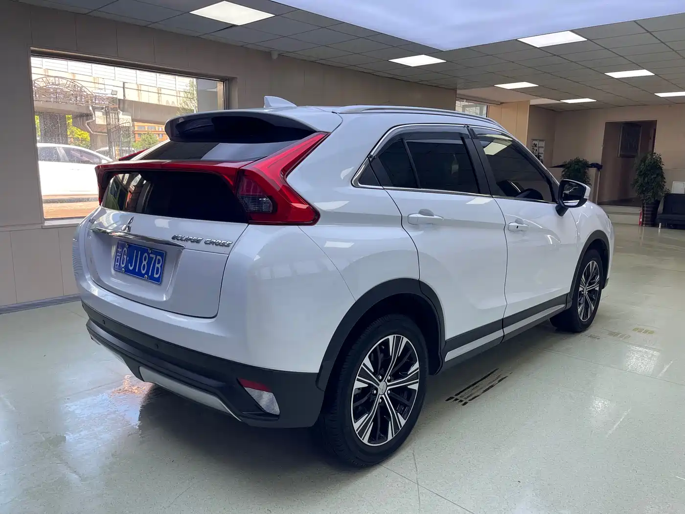 Mitsubishi Eclipse Cross 2021 2021 1.5T CVT 2WD Dream Edition