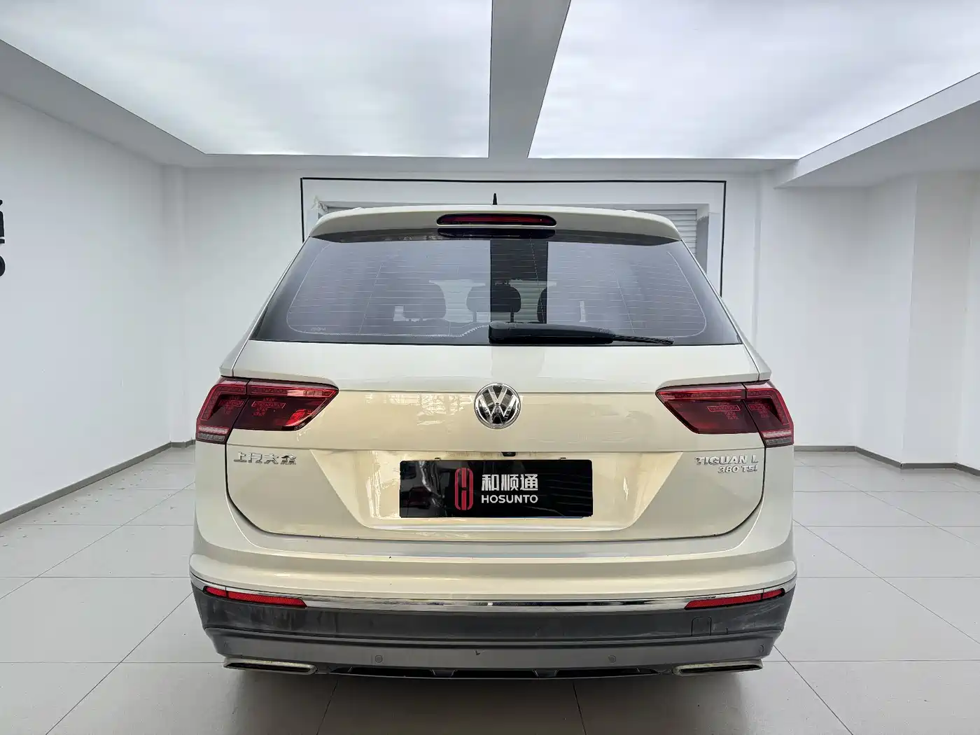Volkswagen Tiguan L 2017 380TSI Automatic 4WD Luxury Edition фото 8
