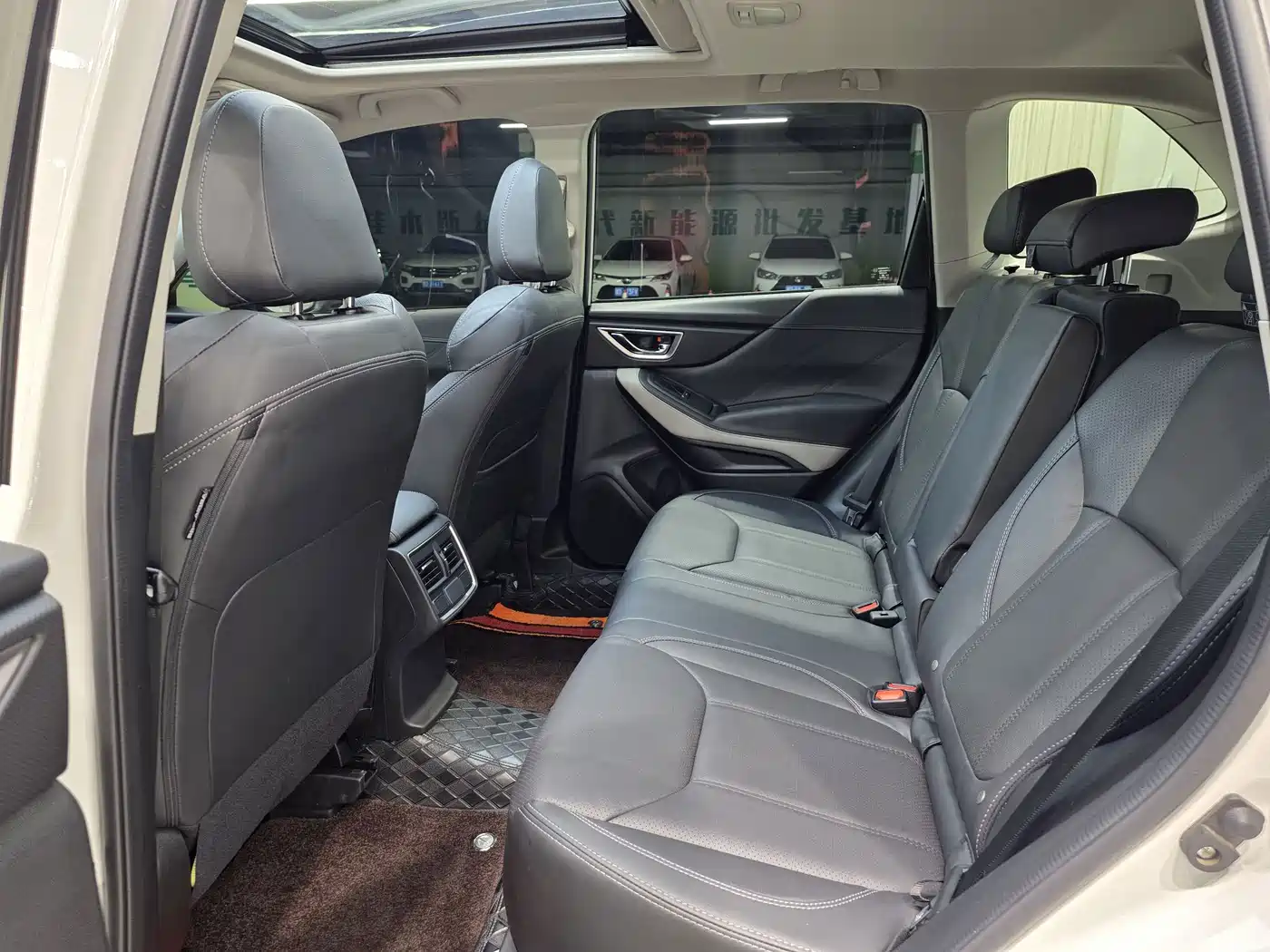 Subaru Forester 2023 2022 2.0i AWD Luxury Edition with EyeSight