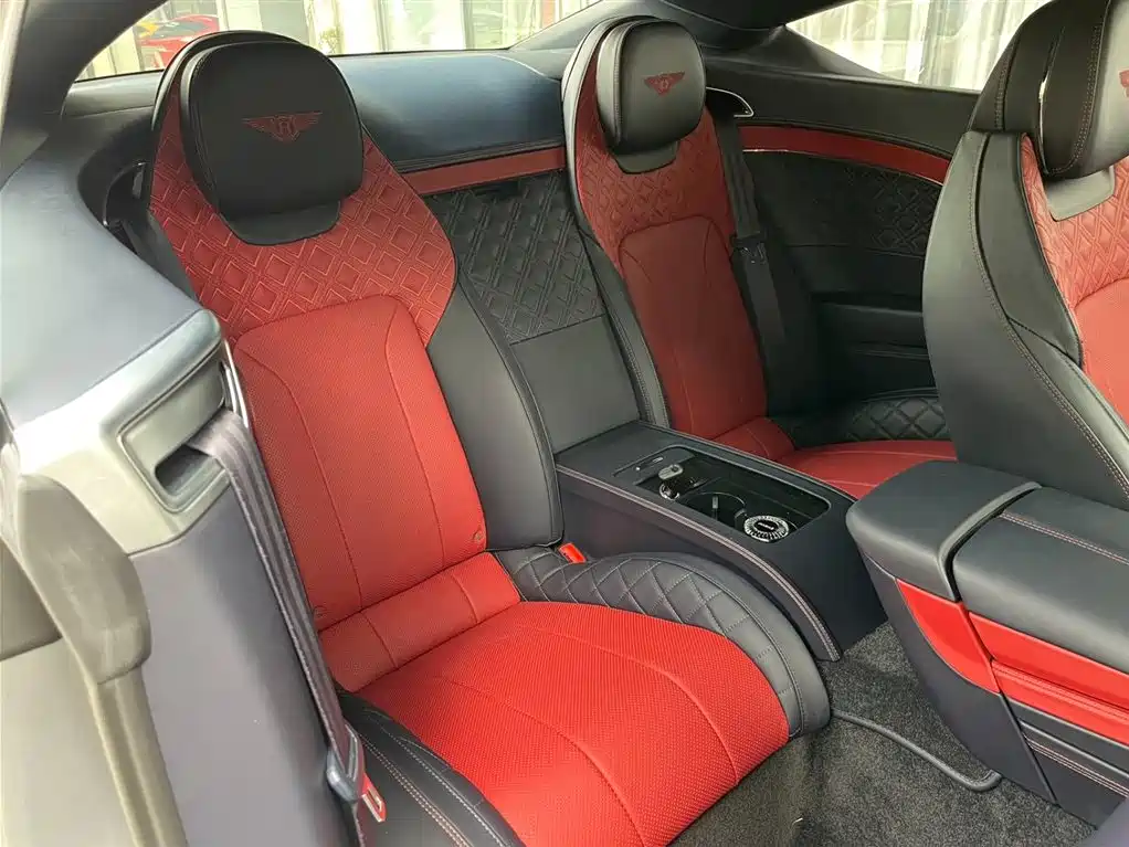 Bentley Continental 2018 6.0T GT W12 фото 13