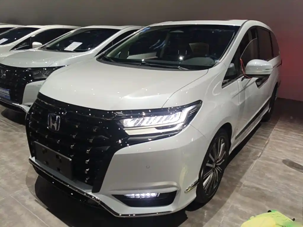 Honda Elysion 2024 — пригон из Китая