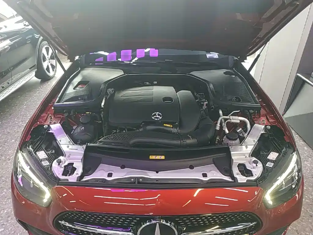 Фото 20 - Mercedes-Benz E-Class (Import)