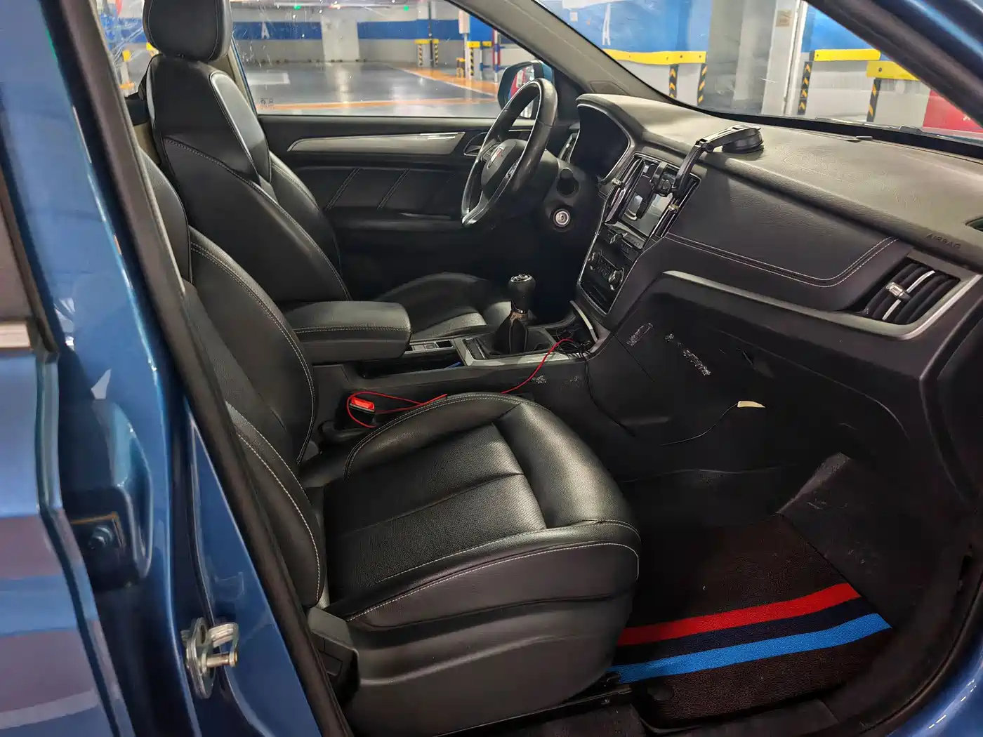 Фото 5 - Roewe RX5