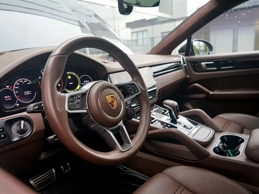 Porsche Cayenne 2020 Cayenne S Coupé 2.9T фото 21