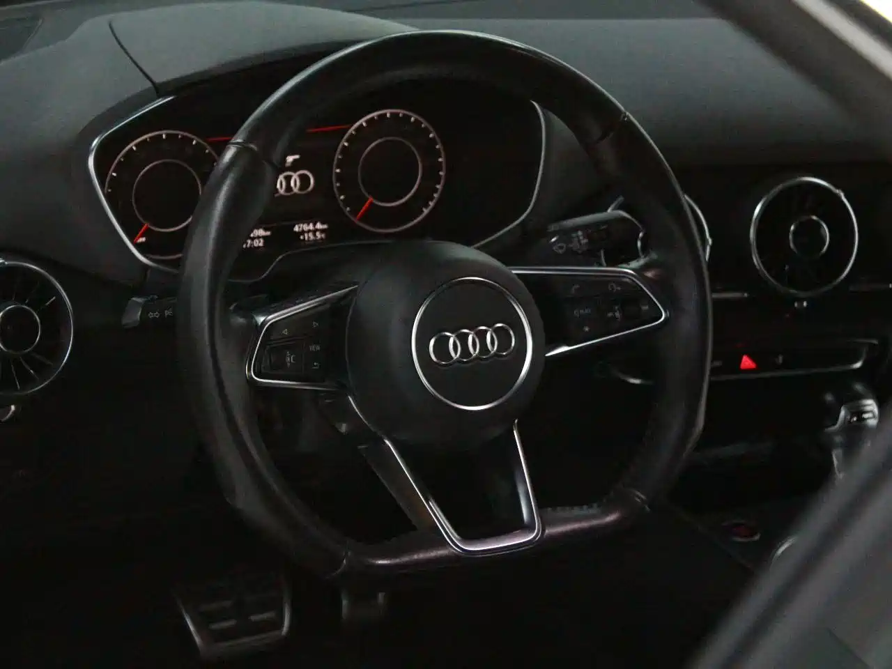 Audi TT 2015 TT Coupe 45 TFSI quattro фото 5