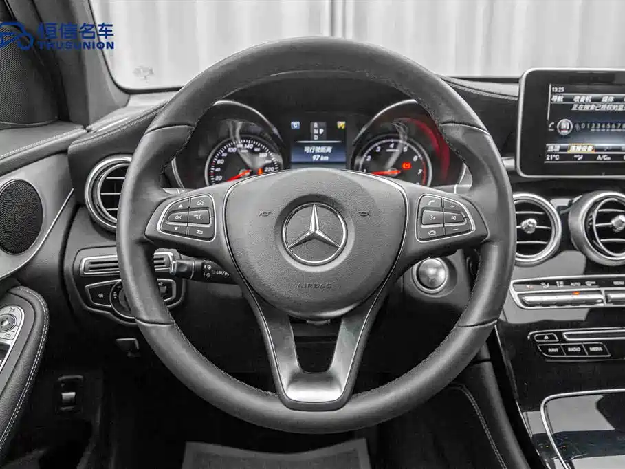 Mercedes-Benz GLC Coupe 2019 GLC 200 4MATIC Coupe SUV фото 17