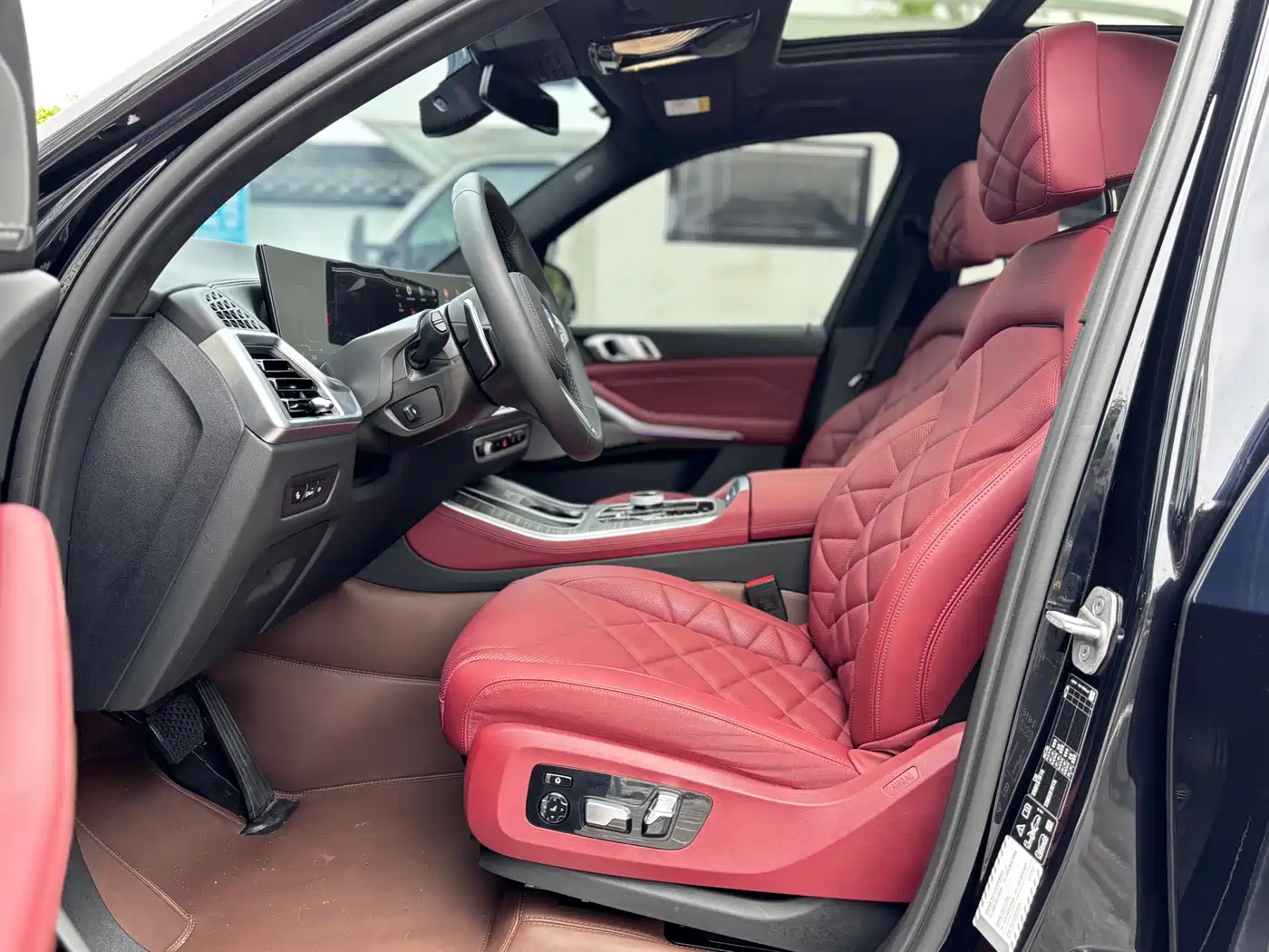 BMW X5 2023 xDrive 40Li M Sport Package фото 11