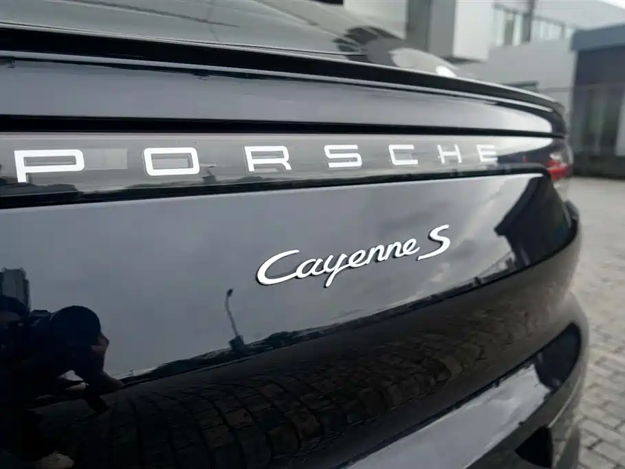 Porsche Cayenne 2020 Cayenne S Coupé 2.9T фото 8