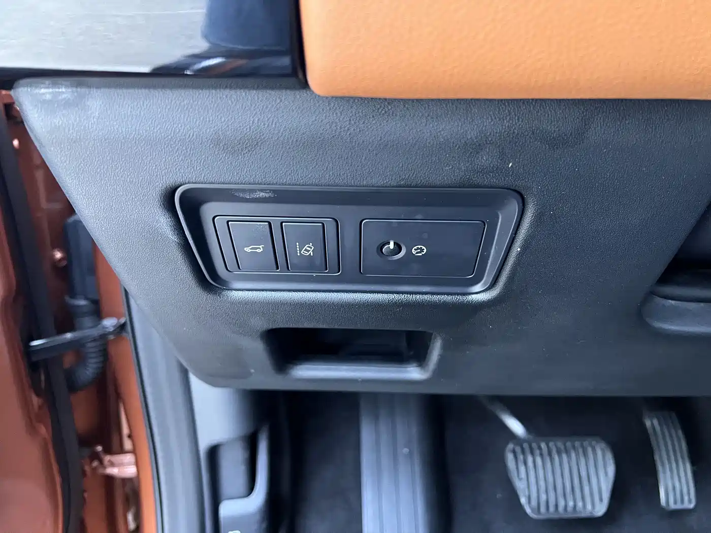 Land Rover Discovery 2017 3.0 SC V6 SE фото 34