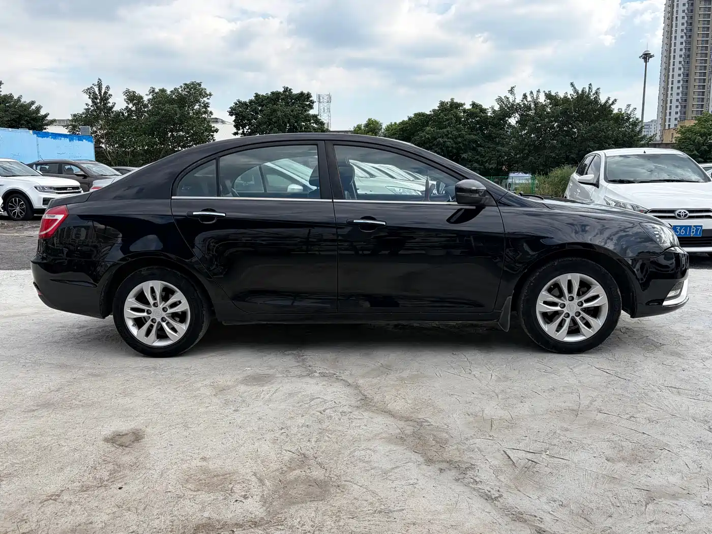 Geely Emgrand 2016 2015 Sedan 1.5L Manual Upward Edition