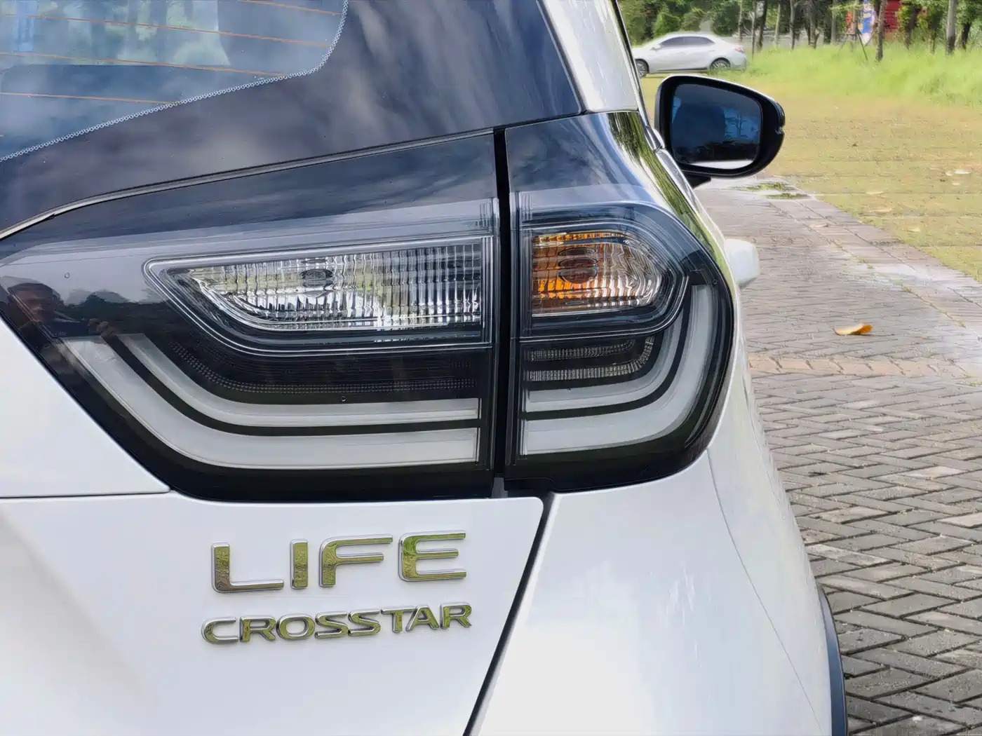 Honda LIFE 2023 2023 1.5L CVT CRO-SS Smart Fun Edition