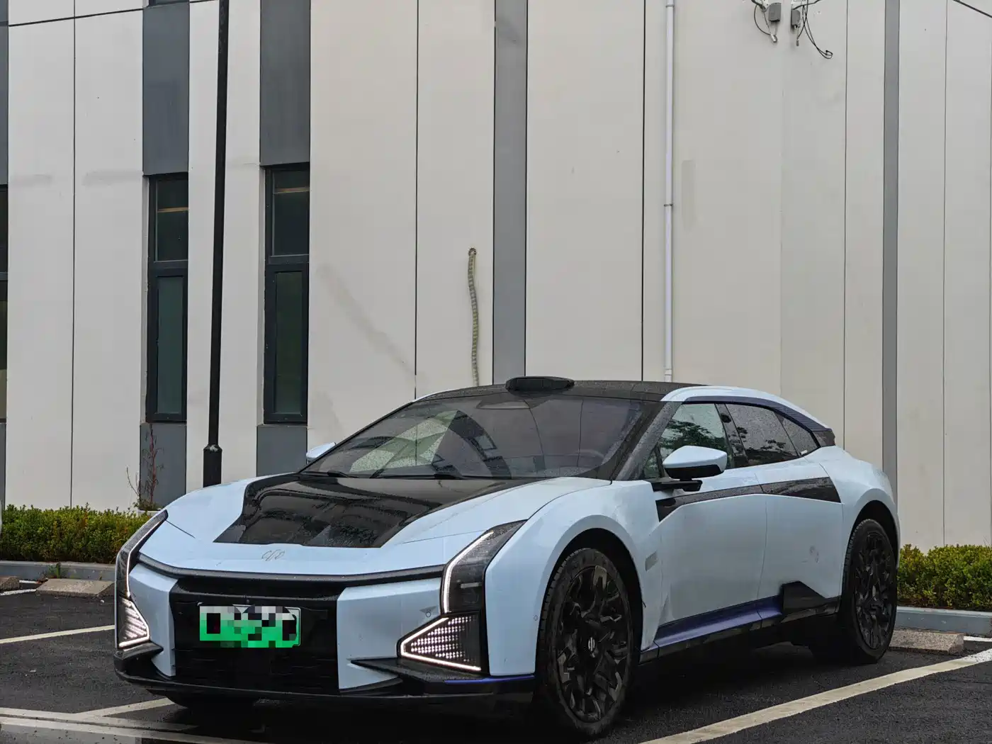 2023 HiPhi Z
