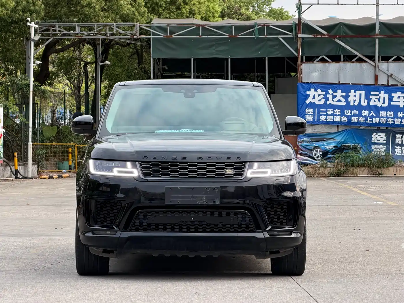 Land Rover Range Rover Sport 2020 3.0 L6 SE фото 2