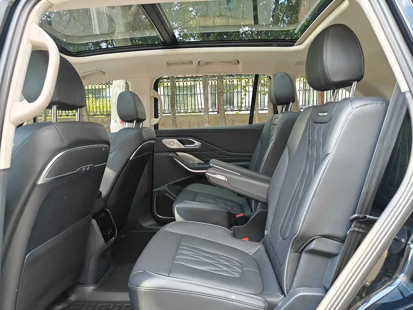 Hongqi HONGQI HS7 PHEV