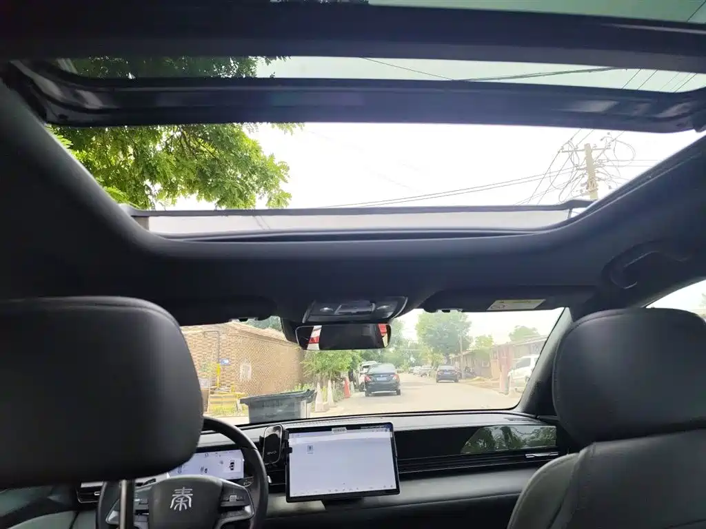 BYD Qin L 2025 EV 470KM Leading Edition фото 9