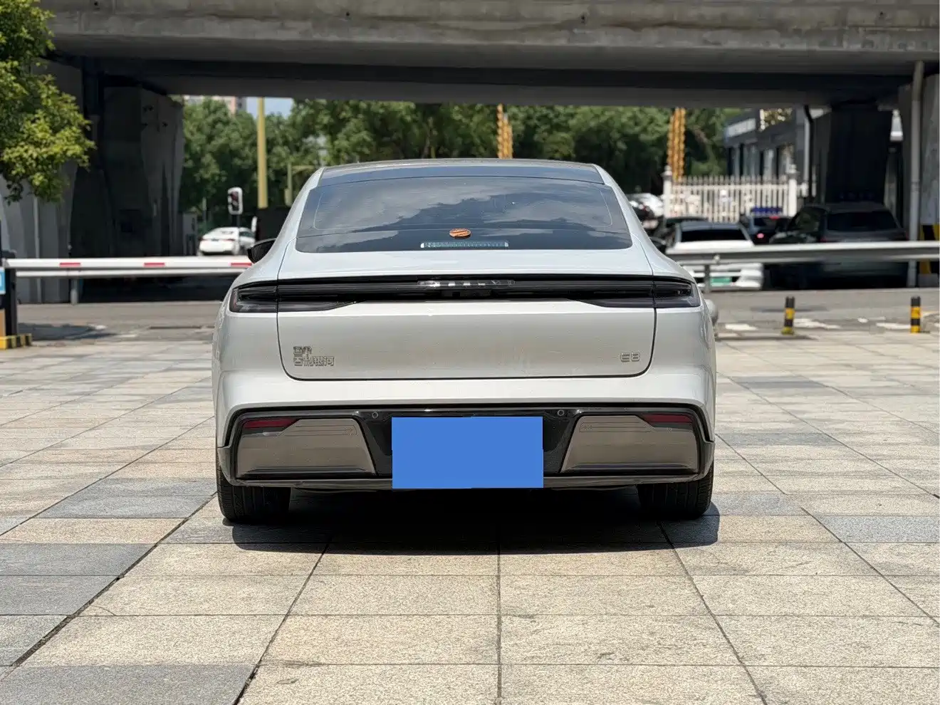 Geely Galaxy Galaxy E8 2024 2024 550km RWD PRO