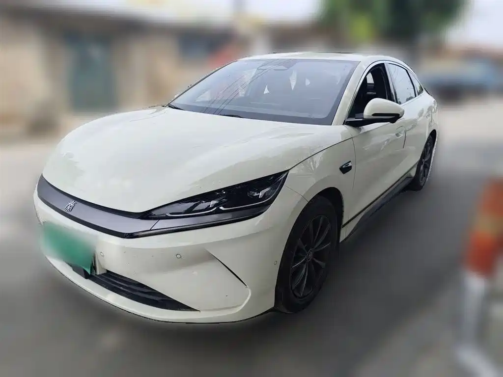 BYD Qin L 2025 EV 470KM Leading Edition фото 2