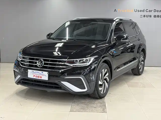 Volkswagen Tiguan L 2023 Facelift 330TSI Automatic 2WD Smart Edition