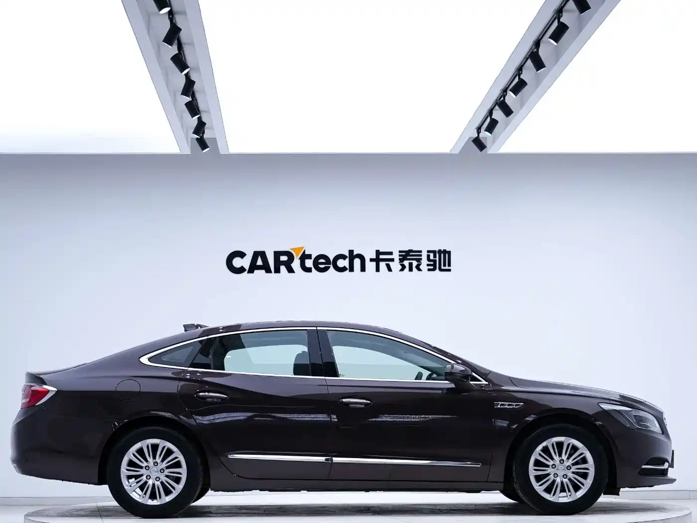 Buick LaCrosse 2018 Model 20T Elite Edition фото 5