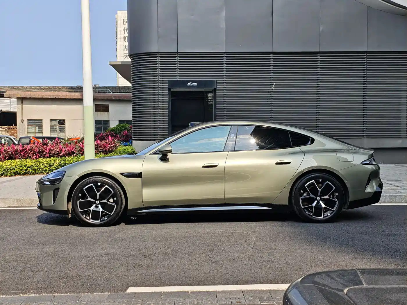 XIAOMI CAR XIAOMI SU7