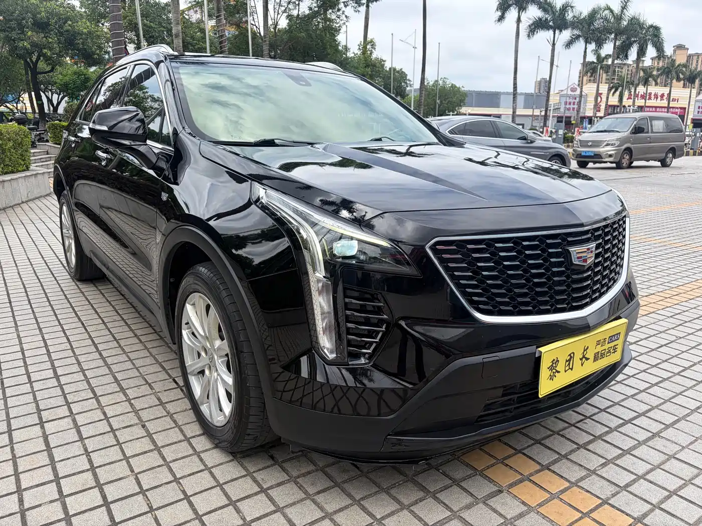 CADILLAC XT4