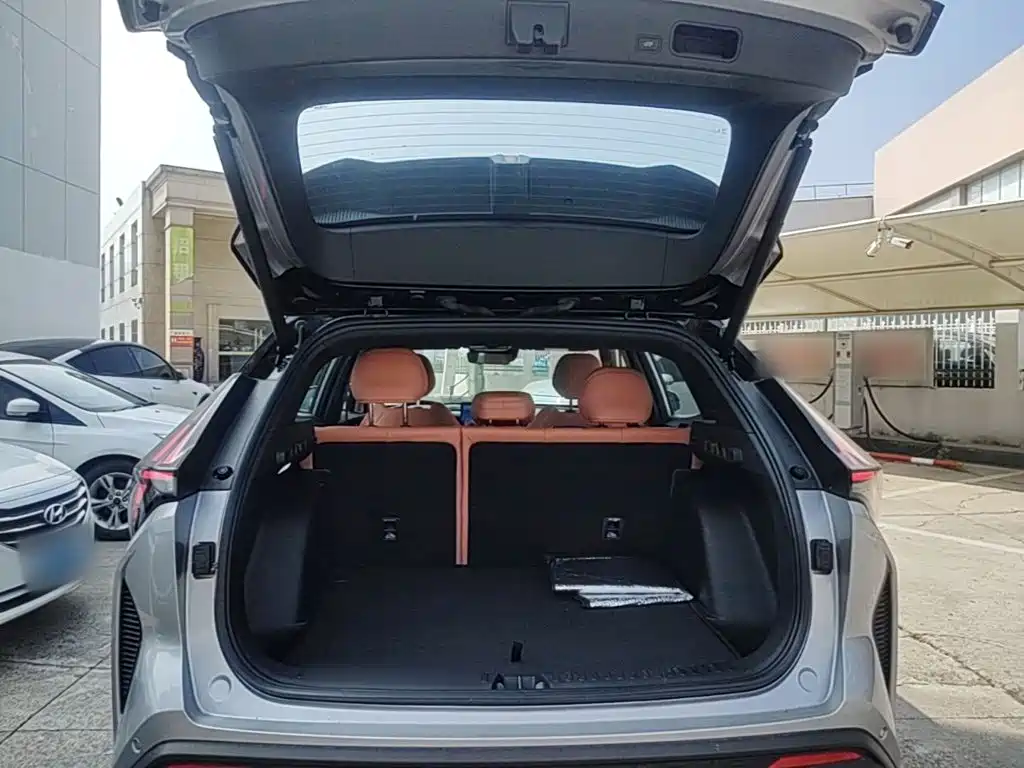 Geely Atlas 2025 2026 1.5TD True Love